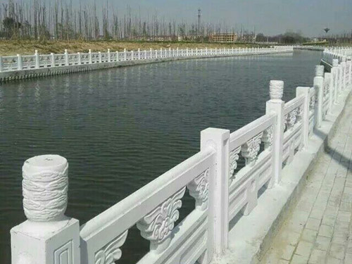 北京仿石护栏案例